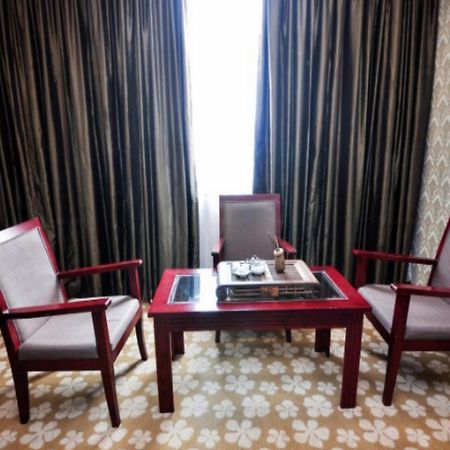 Ximala Business Hotel - Jia He Branch Kuangcsou Kültér fotó